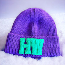 Load image into Gallery viewer, Beanie with Chenille &quot;HW&quot;
